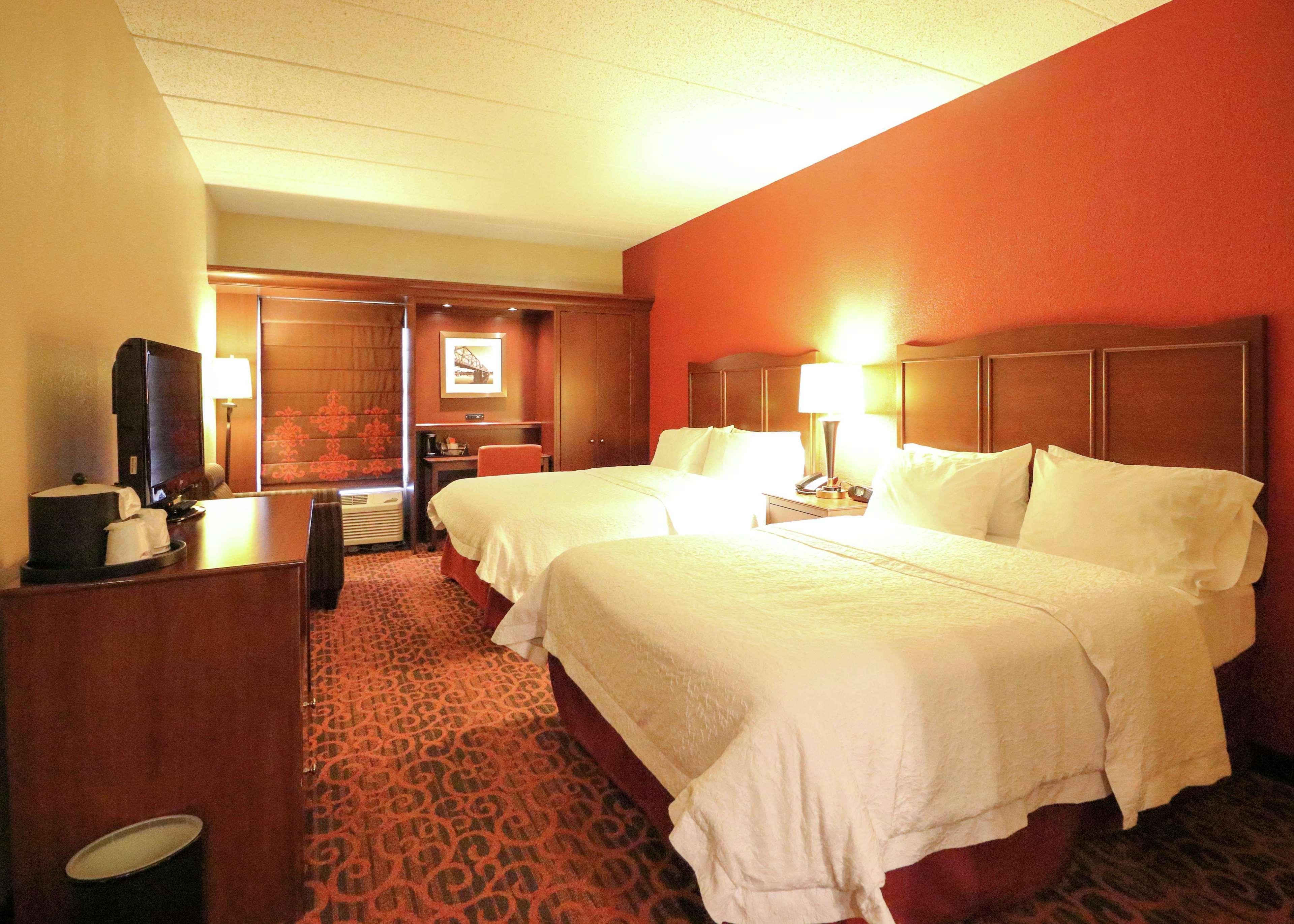 Hampton Inn Columbus-South Grove City Exterior photo